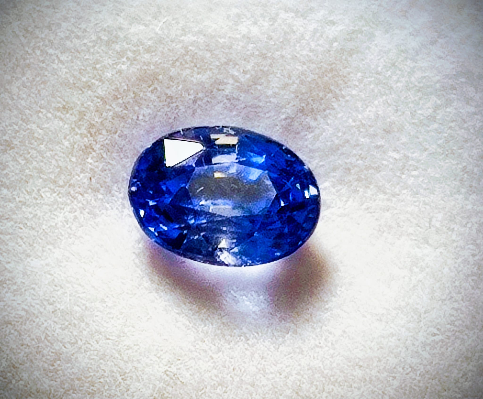 Blue sapphire oval gemstone